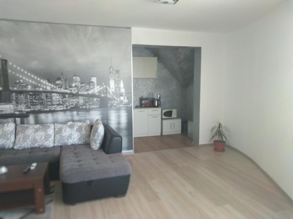 Семеен Хотел Дани Asenovgrad Exterior foto